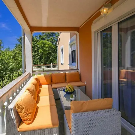 House Nevenka Vakantiehuis